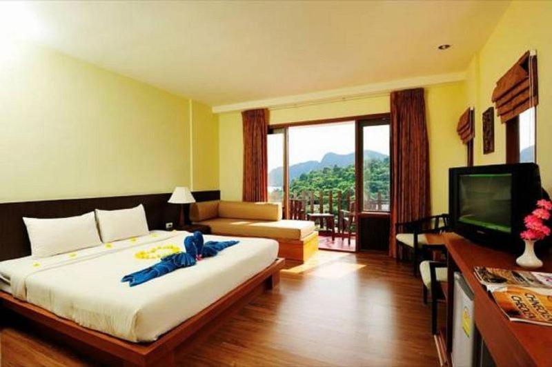 Phi Phi Arboreal Resort Bilik gambar